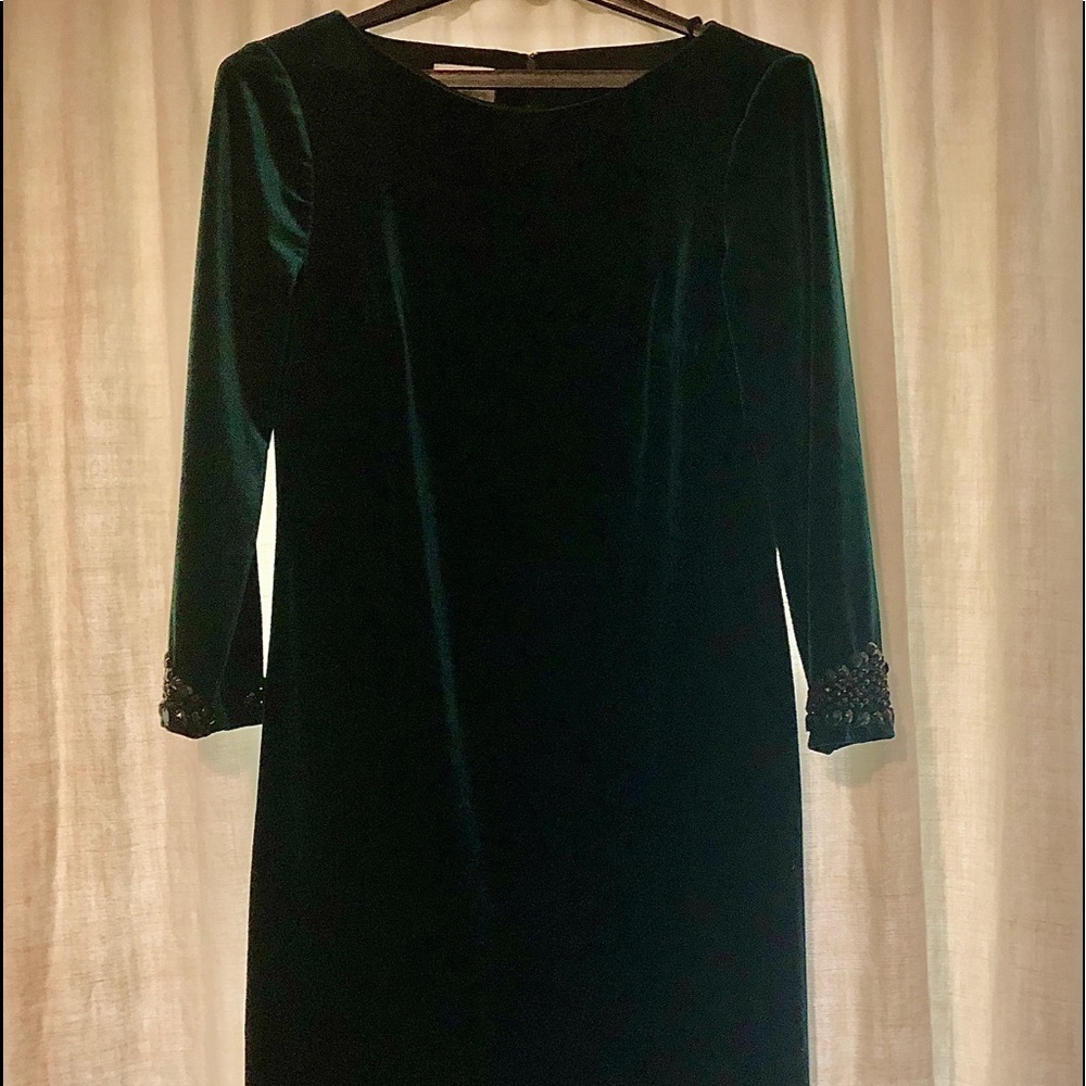 Donna Morgan Emerald Velvet Cocktail Dress- 6